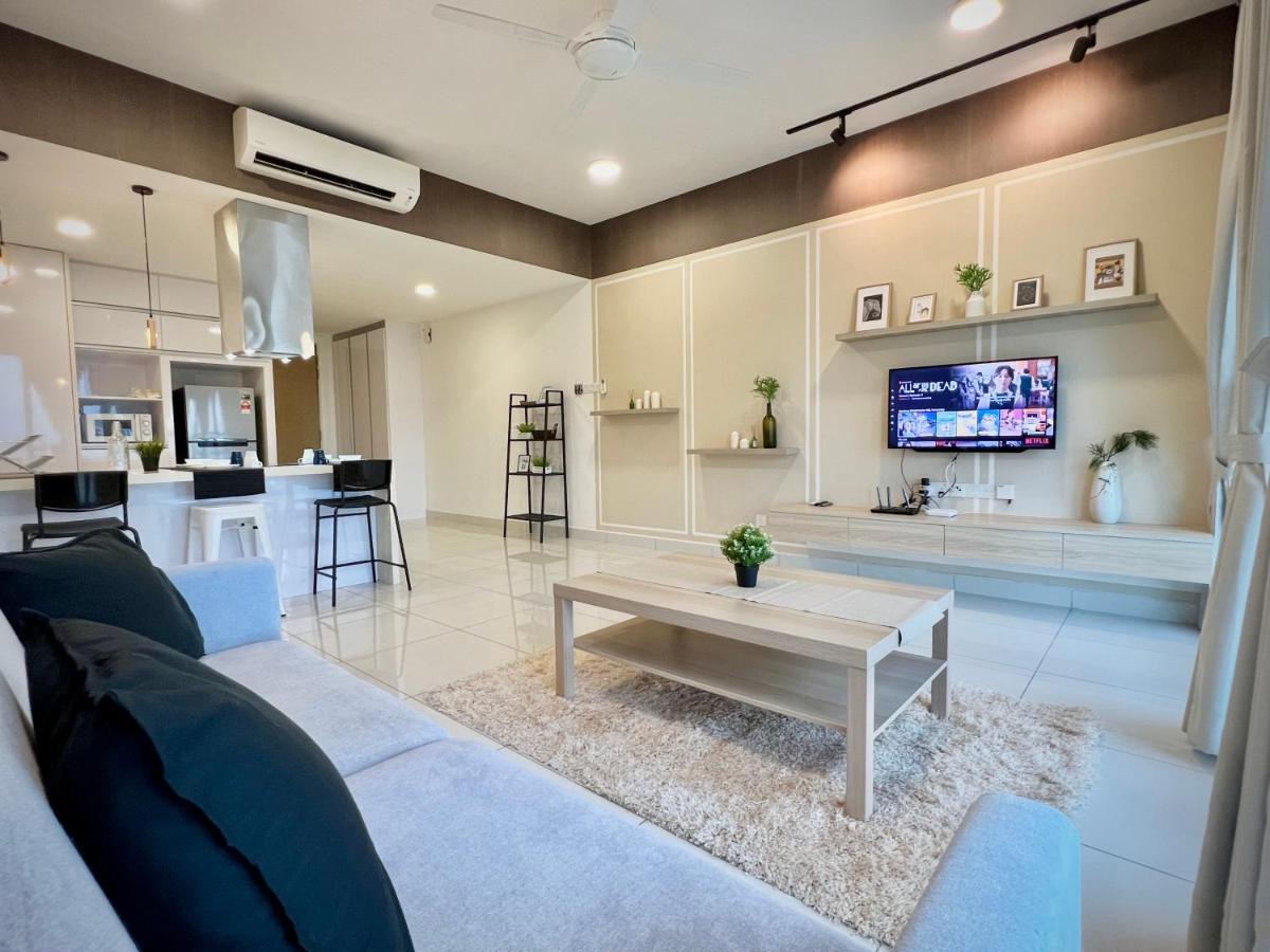 Royale Cottage Midvalley Netflix Pools 4 Pax Джохор-Бару Экстерьер фото